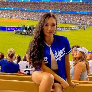 Meet your Posher, Vanessa